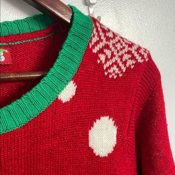 🎄Red and Green Crew Neck Holiday Sweater with Festive Patterns size M - Picture 2 of 8
